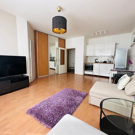 After Two Apartment 브라티슬라바 외부 사진